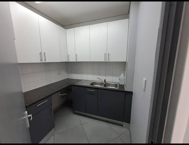 1,575M² OFFICE TO LET IN ILLOVO